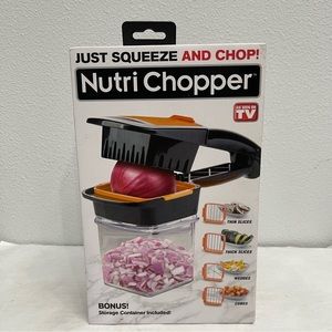 NUTRI CHOPPER  As Seen On TV Just SQUEEZE CHOP
